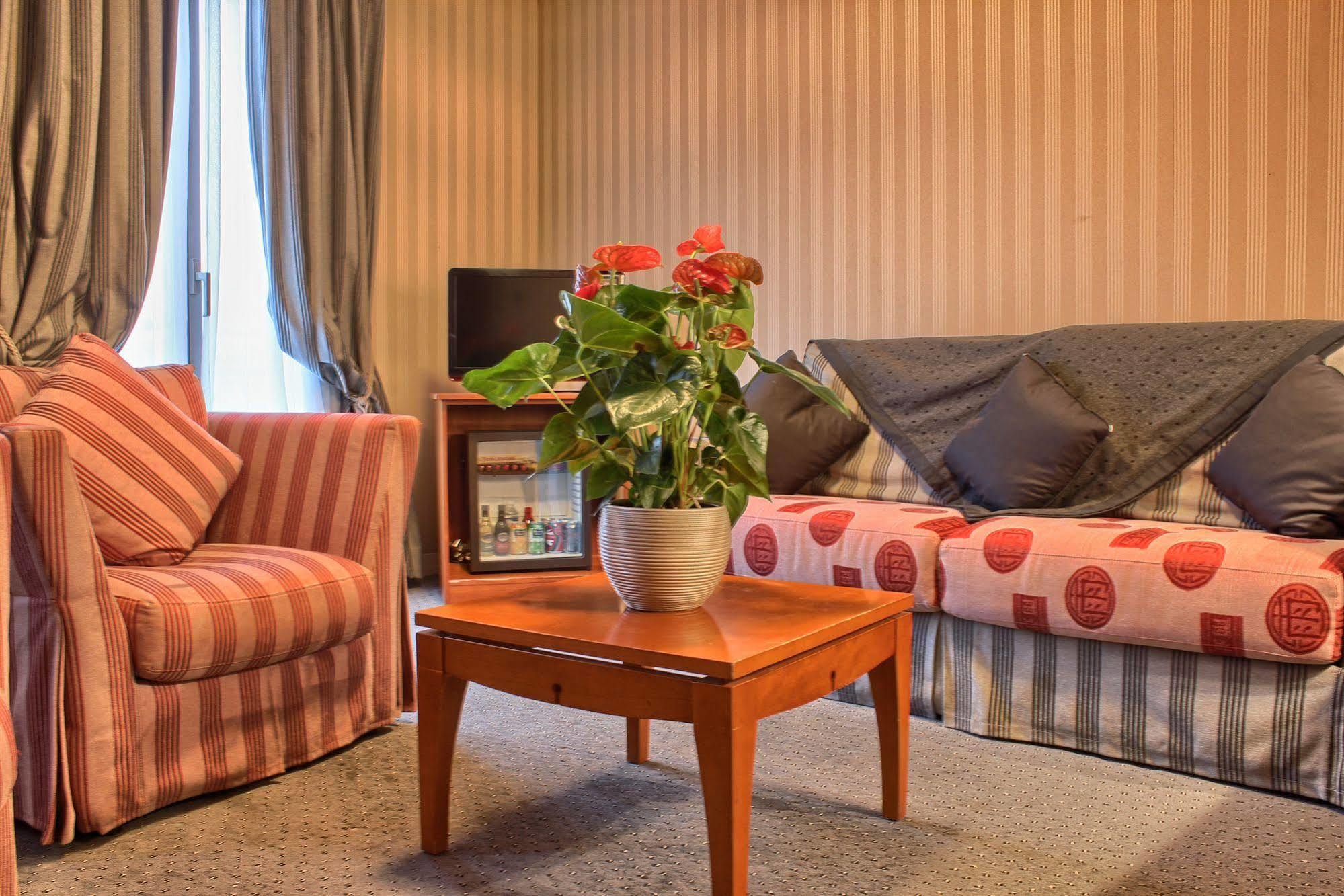 Luxembourg Hotel Parigi