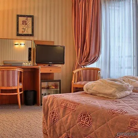 Luxembourg Hotel 3*