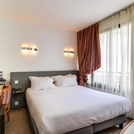 Luxembourg Hotel