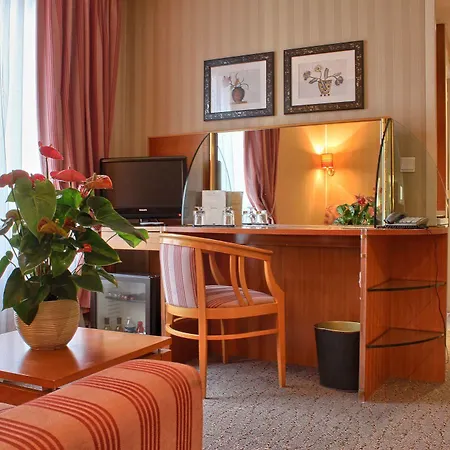 Luxembourg 3* Parigi