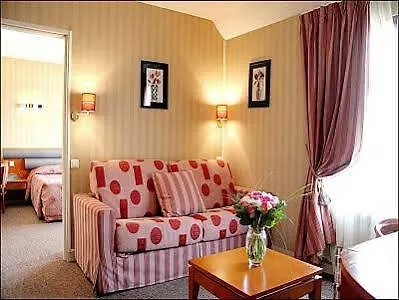 Hotel Luxembourg Parigi